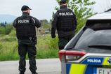 Topolcianska policia obvinila paticu podozrivych zo zmienky lupeze