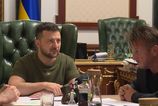 Sean Penn vyjadruje podporu Ukrajine osobnou navstevou vojnou zasiahnutej krajiny