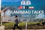 Americka delegacia vratanie J D Vancea pristala v Islamabade V Pakistane sa zacnu rokovania s Iranom