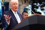 Donald Trump ostro zautocil na konzervativnych komentatorov Kritizuju ho za vojnu proti Iranu