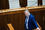 Dovody neucasti ministra Sutaja Estoka rozdelili NR SR jeho odvolanie je na stole