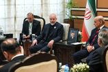 Iran hrozi zablokovanim Cervenho mora Varuje USA ze namornu blokadu pristavov nenecha bez reakcie