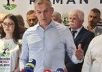 Volby 2026 Roman Malatinec kandiduje za huliakovcov Pustil sa do zupana Luntera ktoremu este nedavno robil zastupcu