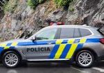 Celna zrazka troch aut v Krusetnici si vyzadala dvoch zranenych policia vysetruje priciny