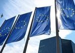 ECB prekvapila necakanym krokom Po prvykrat za tri roky zvysuje uroky a zhorsuje vyhliadky eurozonu