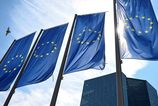 ECB prekvapila necakanym krokom Po prvykrat za tri roky zvysuje uroky a zhorsuje vyhliadky eurozonu