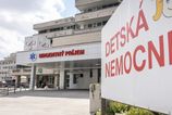 Na Slovensku sa narodili siamske dvojicky dievcata su zrastene v oblasti panvy