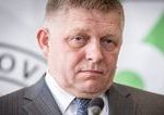 Robert Fico spravil z homofobie statnu politiku komentar Petra Weissa
