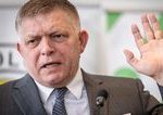 Su Slovaci pre Roberta Fica horsi ako Putin a vietnamski komunisti komentar Lubomira Jaska