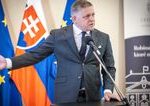 dochody musime zrunit ak nezmenime politiku ceste grecka sa uz nevyhneme tvrdi rastislav machunka videopodcast