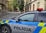 Policia Cesta I9 v Trencianskej Turnej je pre dopravnu nehodu uzavreta