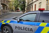 Policia Cesta I9 v Trencianskej Turnej je pre dopravnu nehodu uzavreta
