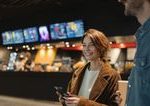 dvadsa rokov filmovch veerov cinemax oslavuje narodeniny spolu s divkmi