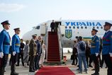 Volodymyr Zelenskyj prvykrat od invazie navstivil Srbsko