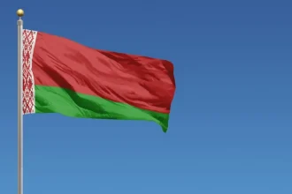 Bielorusko začalo prepúšťať politických väzňov, Washington zruší sankcie