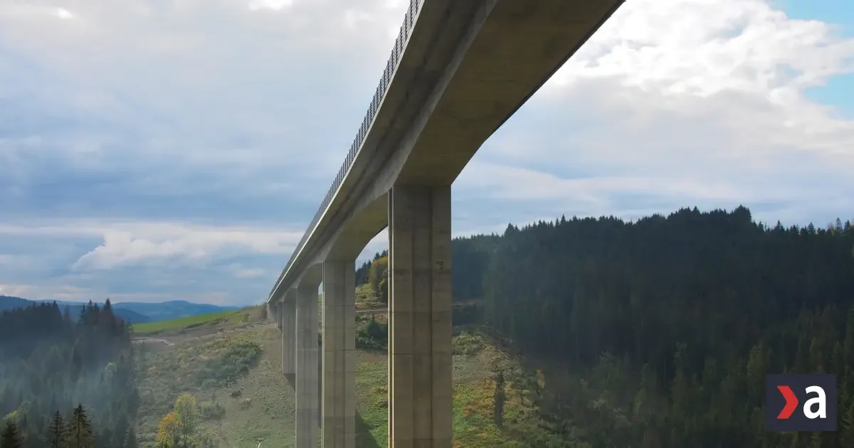 D3 pri Svrčinovci a Poľane je opäť neprejazdná