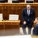 Danko sa vysmieval Tarabovi na schodoch a zosadil ho. Koalíciu čakajú náročné dni