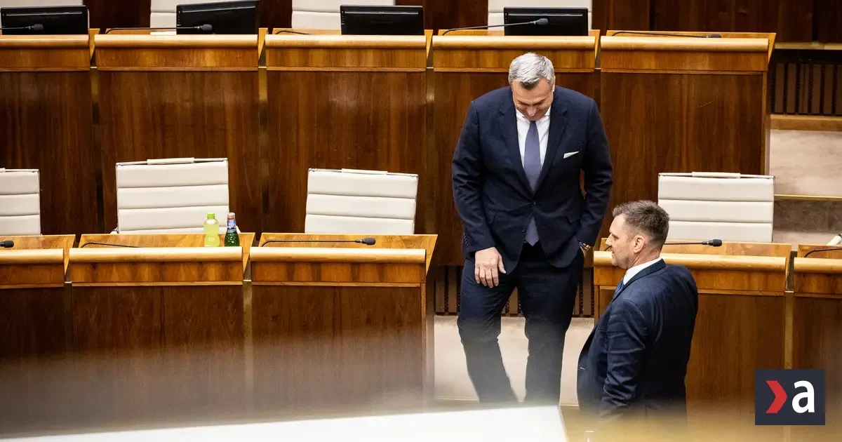 Danko sa vysmieval Tarabovi na schodoch a zosadil ho. Koalíciu čakajú náročné dni