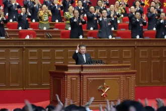 KĽDR testovala nový raketomet, pri hraniciach chce ničivejšie zbrane