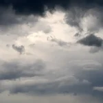Oblačnosť a dážď zasiahnu Slovensko, dáždniky budú potrebné už v noci