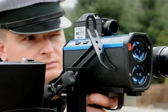 Pokuta vyše 500 eur za rýchlosť o 62 km/h v obci Kľačno