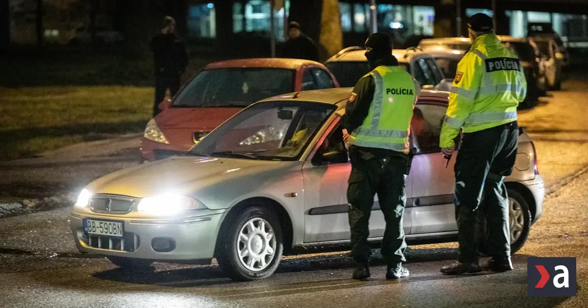 Policajné pokuty už možno nebudeme platiť v hotovosti, rezort chystá zmeny
