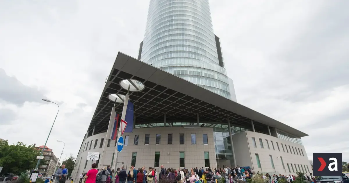 Porucha v NBS skomplikovala prevody. Peniaze sú v bezpečí