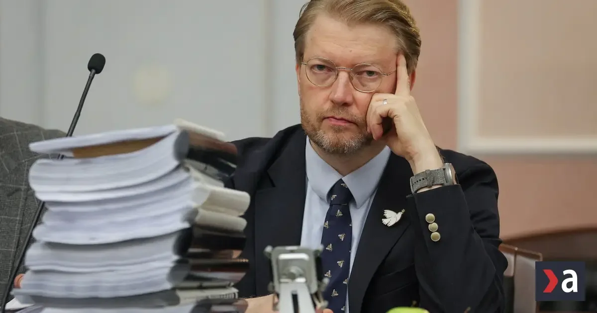 Rusko pokračuje v represiách voči opozičnej strane Jabloko, odsúdili ďalšieho kandidáta
