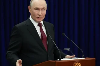 Ruský prezident Putin dostal rekordnú podporu v parlamente