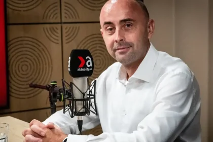 Štefančík: Fico a Smer sú v panike, preto útočia na Žilinku