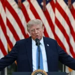 Sudca nariadil Trumpovi obnoviť prístup médií do Bieleho domu