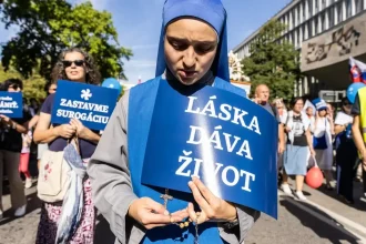 Tisíce ľudí v Bratislave pochodovali za život a žiadali zákaz interrupcií