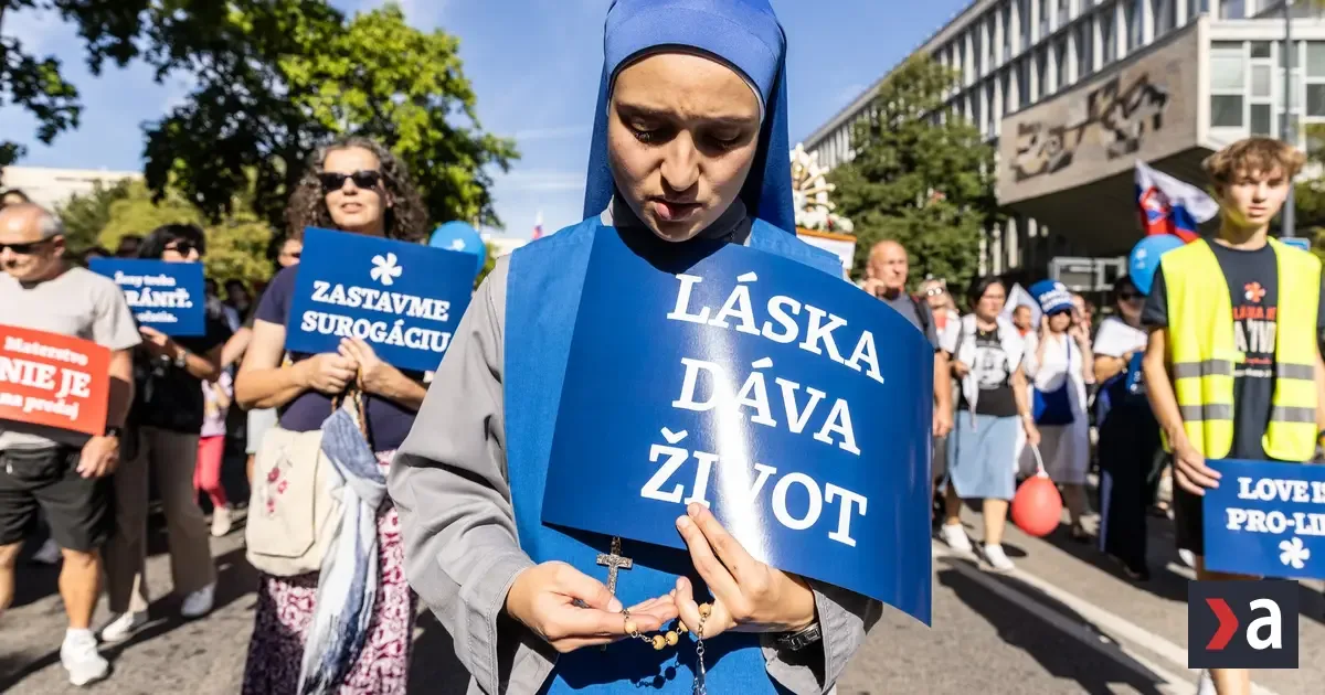 Tisíce ľudí v Bratislave pochodovali za život a žiadali zákaz interrupcií