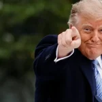 Trump namiesto tlačovej miestnosti v Bielom dome chce bazén, označil ju za „fake news“