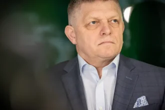V nedeľu prehovorí Robert Fico o riešení kríz koalíciou
