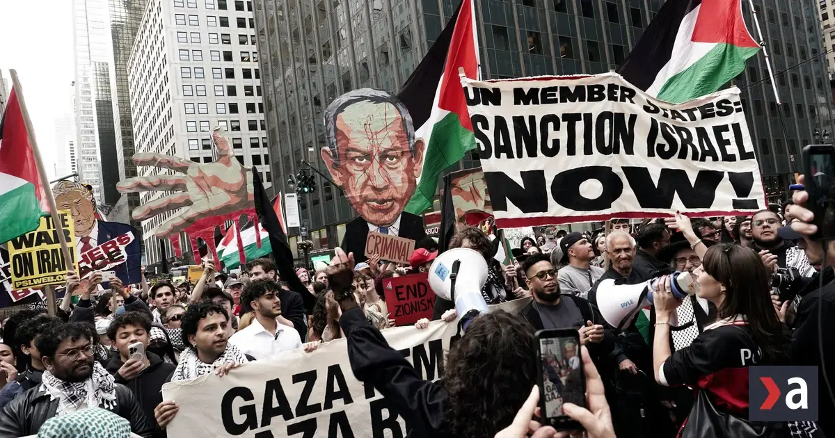 VIDEO: Newyorská polícia zatkla desiatky protestujúcich proti Netanjahuovi