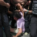 VIDEO: Turecké úrady poslali do väzby desiatky LGBTQ+ aktivistov