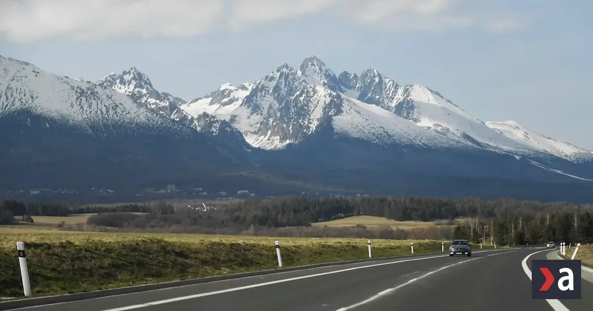 Vo Vysokých a Západných Tatrách platí vo vyšších polohách malé lavínové nebezpečenstvo