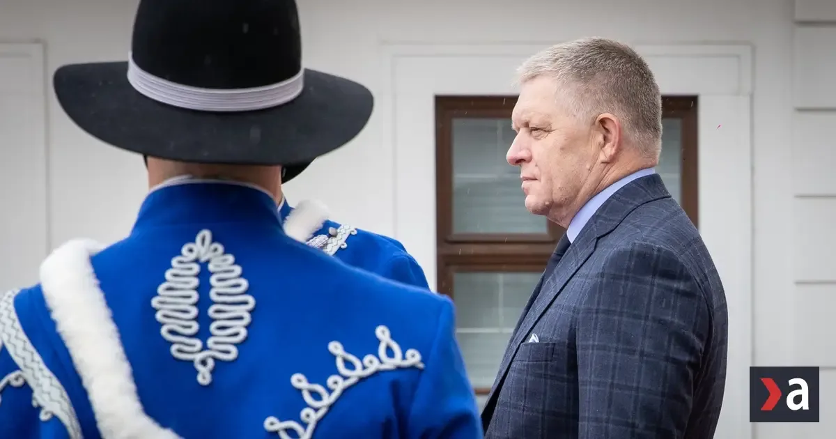 Zlyhávate a radšej odstúpte, ale tešíme sa na vás. Fico posiela do Berlína čudné pozvanie