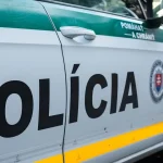 Zrážka auta s motorkou úplne uzavrela cestu za Patou smerom na Trnavu