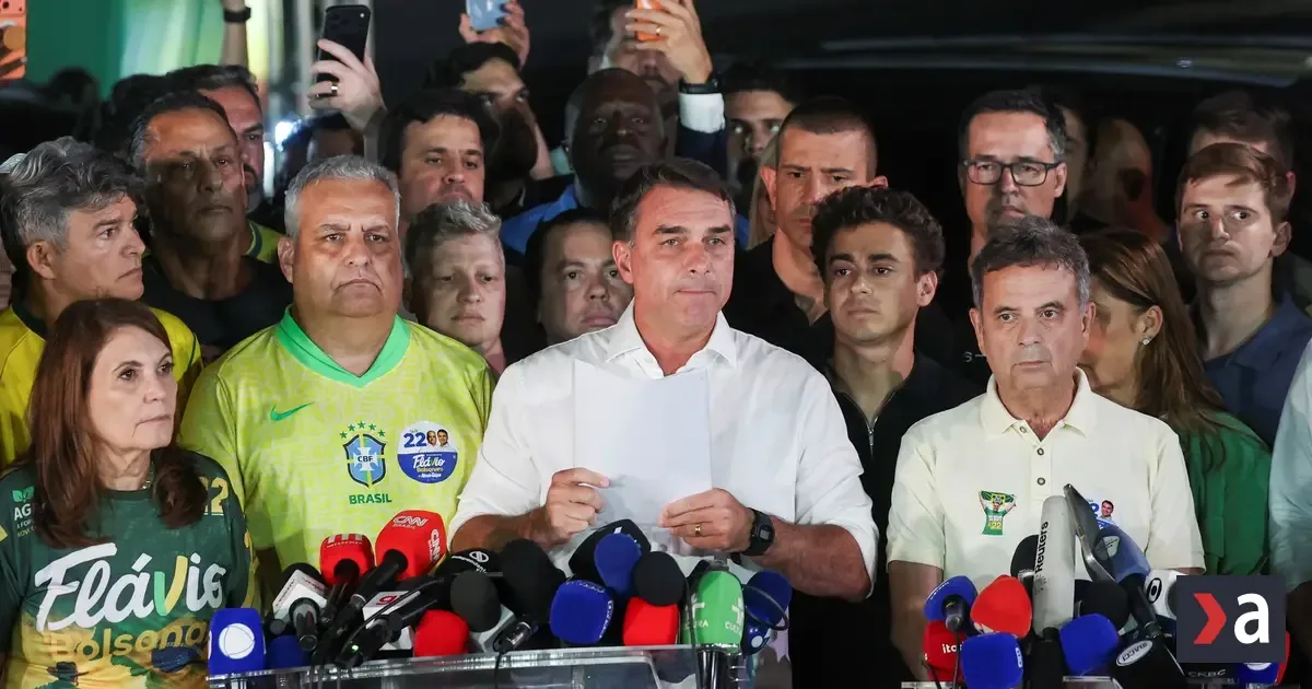 Bolsonaro neuznáva víťazstvo Lulu. Chce anulovať prezidentské voľby v Brazílii