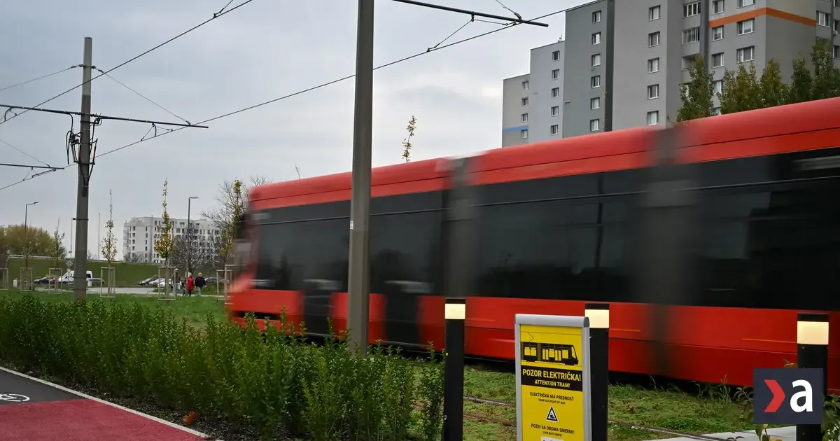 Bratislava čaká na verdikt hygienikov. Kľúčová trať nemá definitívnu kolaudáciu