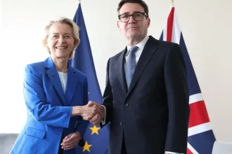 Británia chce prehĺbiť vzťahy s EÚ, Burnham ohlásil novembrový samit v Bruseli
