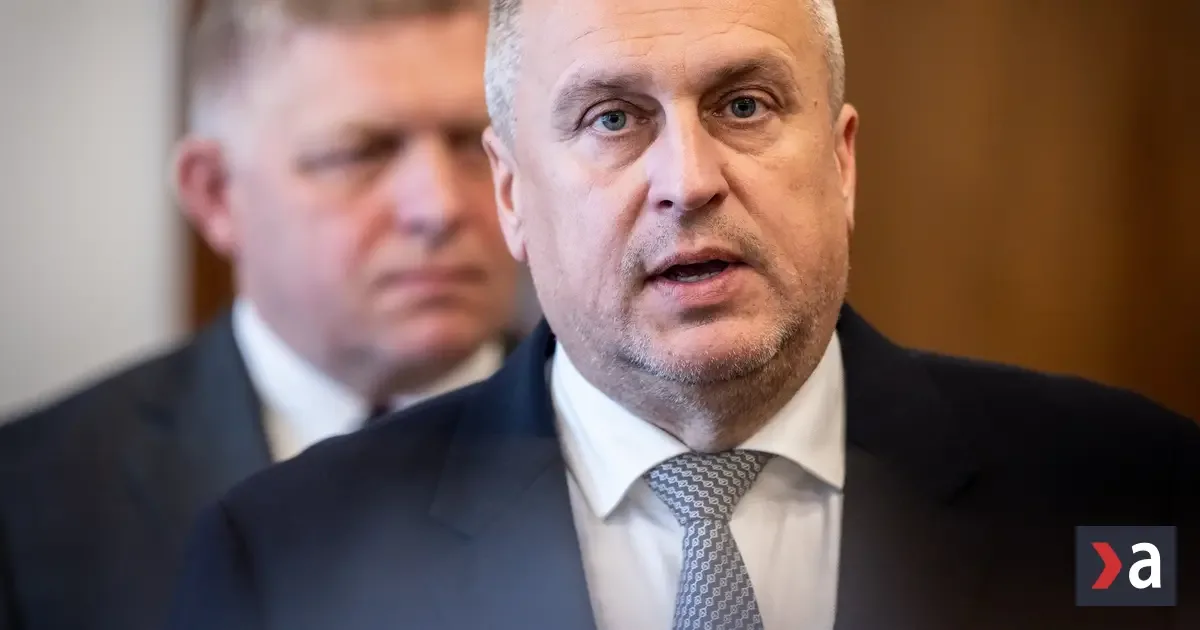 Danko prezidentovi: Ak nechcete Kuffu, stiahnite Kmeca