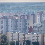 Erik Tomáš predstaví čísla nezamestnanosti, Robert Fico spustí projekt nájomných bytov