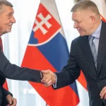 Fico a Babiš odhalili sochu priateľstva, hovoria o nadštandardných vzťahoch