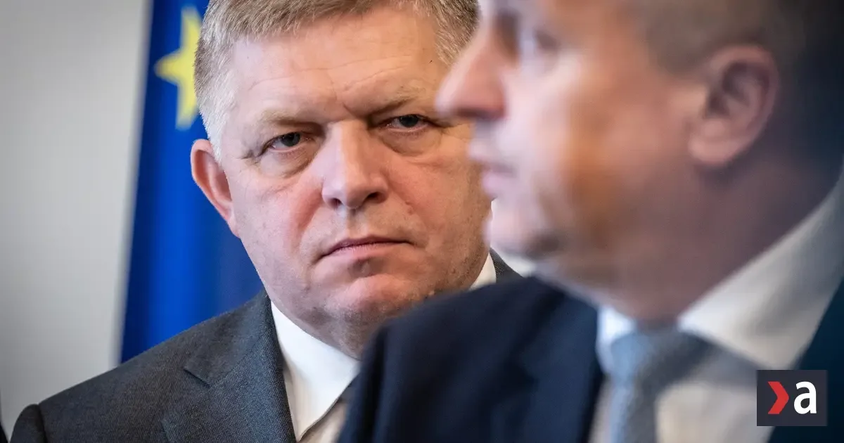 Fico môže pri rozpočte odovzdať moc Pellegriniho vláde, tvrdí Spáč