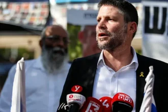 Izraelský minister Smotrič nariadil demoláciu budov na Západnom brehu