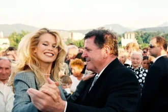 Jozef Ráž na otvorení diaľnice prekonal aj Vladimíra Mečiara s Claudiou Schifferovou