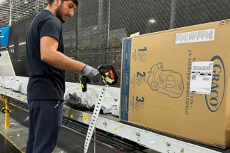 Kauza Amazon: Súd dal za pravdu zamestnancom, žiadajú preveriť úrad